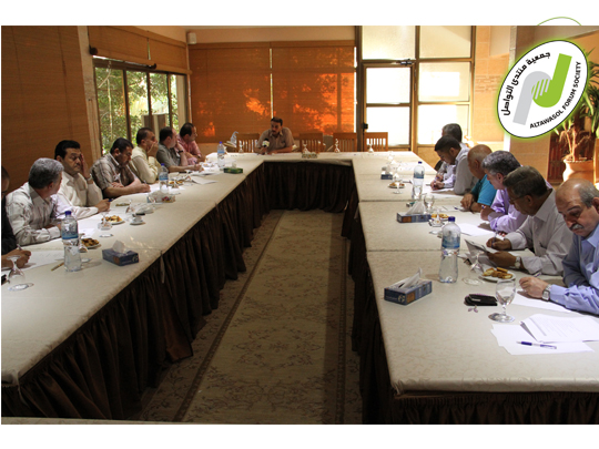 دعوة لاستثمار مواقع التواصل الاجتماعي في التوعية بقضايا اللاجئين